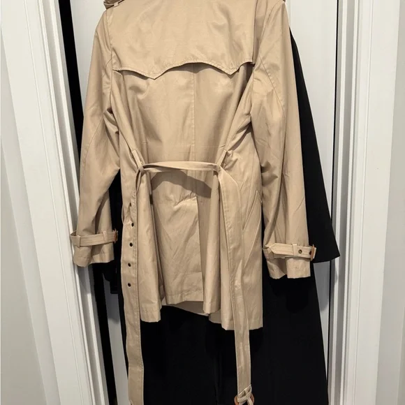 Ralph Lauren Trench Coat - Picture 3 of 4
